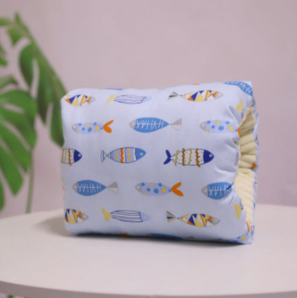 Breastfeeding Arm Pillow - baby journey 